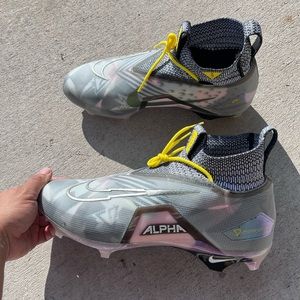 Nike alpha menace elite 3 cleats sz 16 men 🏈 ⚽️
